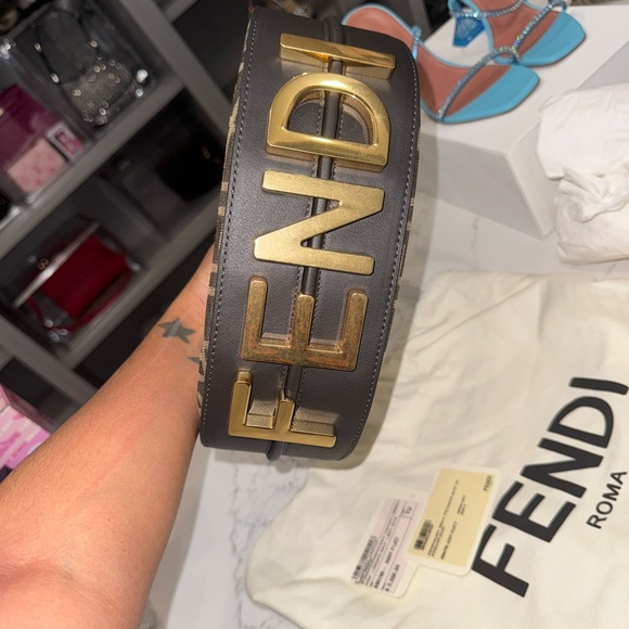 Fendigraphy Handbag - Picture 9 of 11